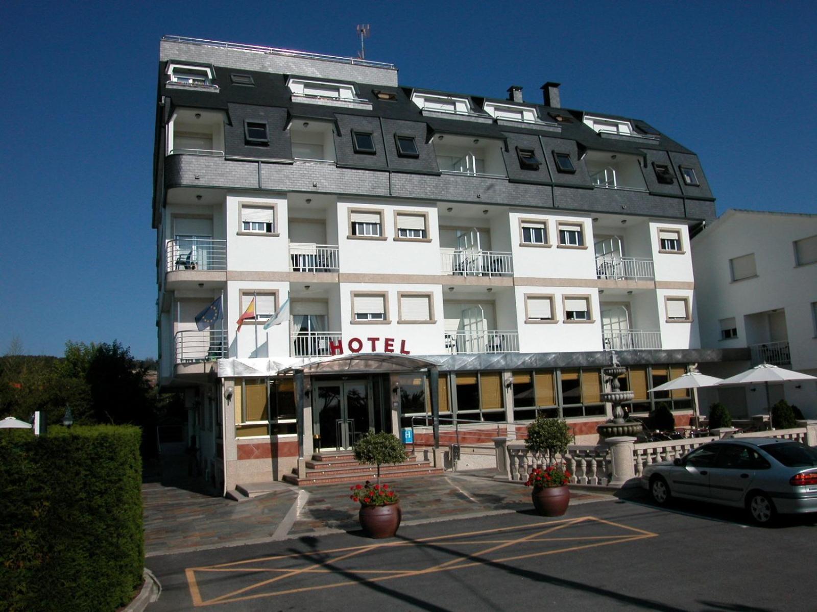 Hotel Pineiro 2 Estrellas Superior А-Лансада Экстерьер фото