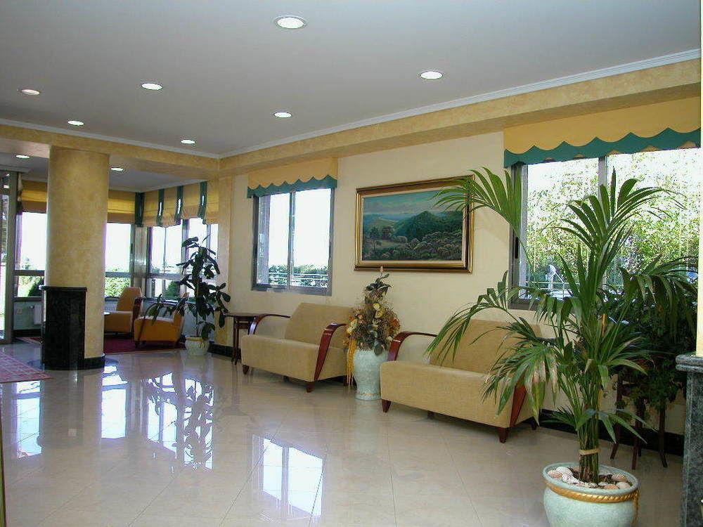 Hotel Pineiro 2 Estrellas Superior А-Лансада Экстерьер фото
