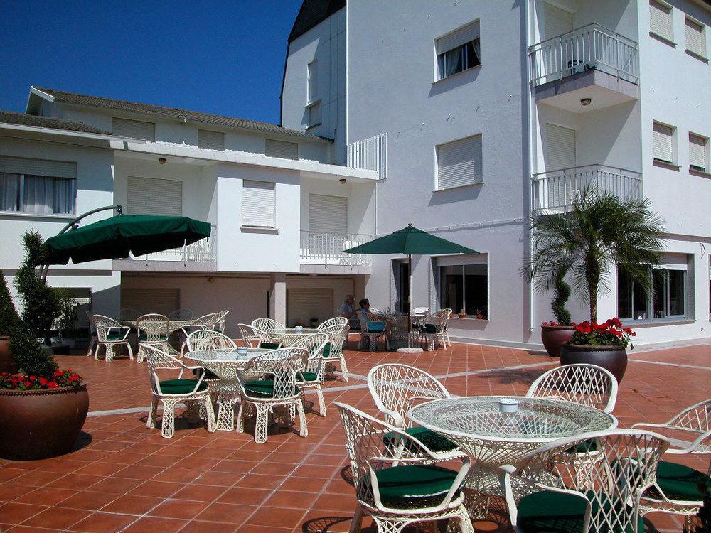 Hotel Pineiro 2 Estrellas Superior А-Лансада Экстерьер фото